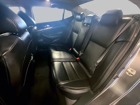 Used 2021 Nissan Maxima 3.5 SV w/ Floor Mat Group FWD image 18