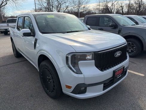 New 2026 Ford Maverick Lobo AWD/4WD image 1