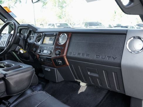 Used 2012 Ford F350 Lariat w/ Chrome Pkg image 34
