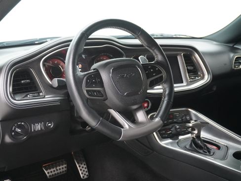 Used 2022 Dodge Challenger SRT Hellcat image 10