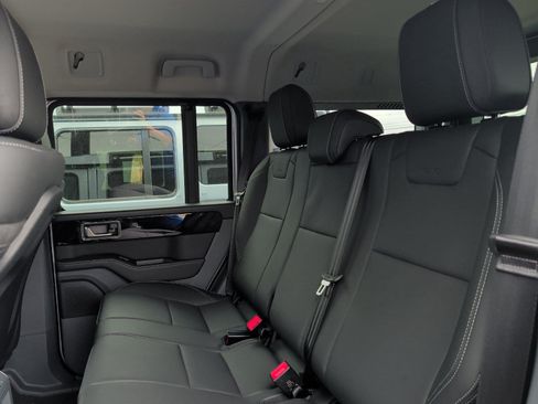 Used 2024 INEOS Grenadier AWD/4WD image 30