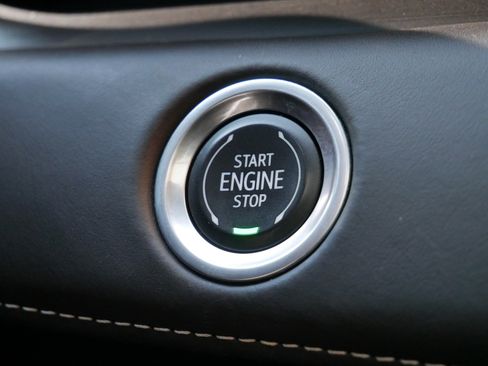 Used 2021 Cadillac Escalade ESV Sport Platinum w/ Heavy-Duty Trailer Package image 24