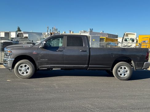 New 2026 RAM 3500 Big Horn AWD/4WD image 6