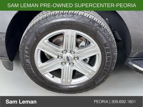 Used 2020 Ford Expedition XLT w/ Equipment Group 202A AWD/4WD image 32