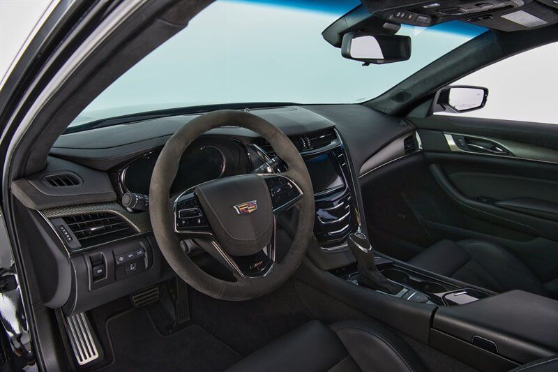 Used 2018 Cadillac CTS V w/ Carbon Fiber Package RWD image 22