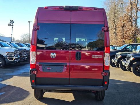 New 2026 RAM ProMaster 2500 FWD image 6