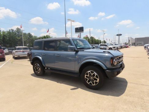 Used 2024 Ford Bronco Outer Banks AWD/4WD image 6