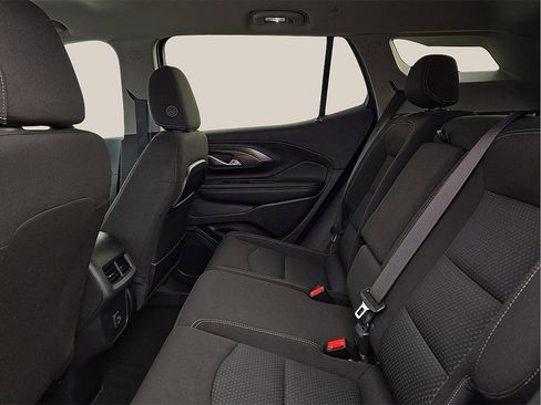 Used 2024 GMC Terrain SLE image 9