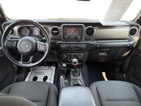 Used 2019 Jeep Wrangler Unlimited Sport S AWD/4WD image 8