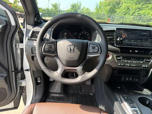 New 2026 Honda Ridgeline RTL image 16