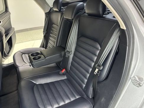 Used 2019 Ford Fusion SEL FWD image 23