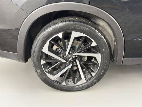 Used 2022 Mitsubishi Outlander SE AWD/4WD image 34