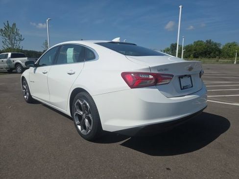 Used 2020 Chevrolet Malibu LT FWD image 11