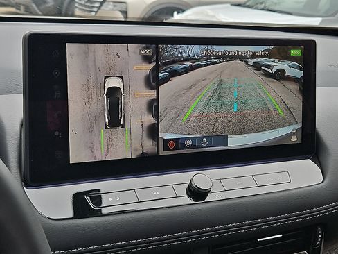 New 2026 Nissan Rogue Platinum image 17