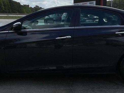 Used 2011 Hyundai Sonata SE w/ Navigation & Sunroof Pkg 4 image 8