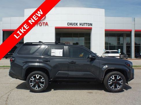 Used 2026 Toyota 4Runner TRD Sport Premium AWD/4WD image 1