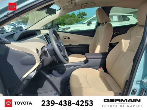 Used 2019 Toyota Prius LE FWD image 19