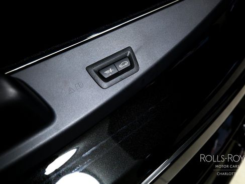 New 2027 Rolls-Royce Cullinan Black Badge AWD/4WD image 26