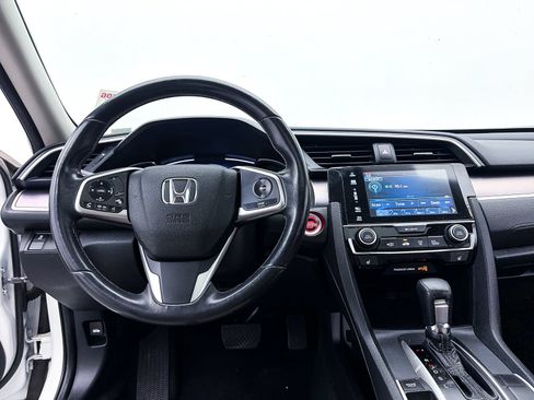 Used 2018 Honda Civic EX-T image 4