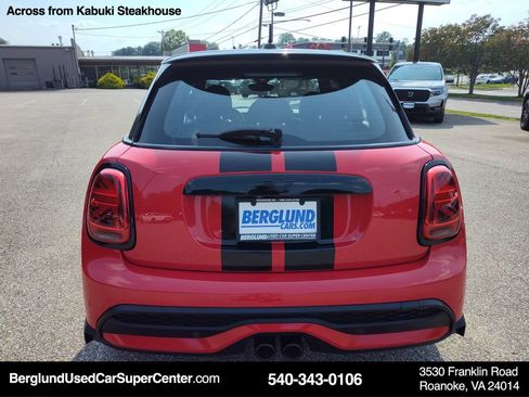 Used 2023 MINI Cooper S FWD image 5