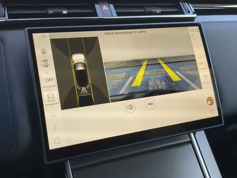 Certified 2025 Land Rover Range Rover Velar Dynamic SE image 32