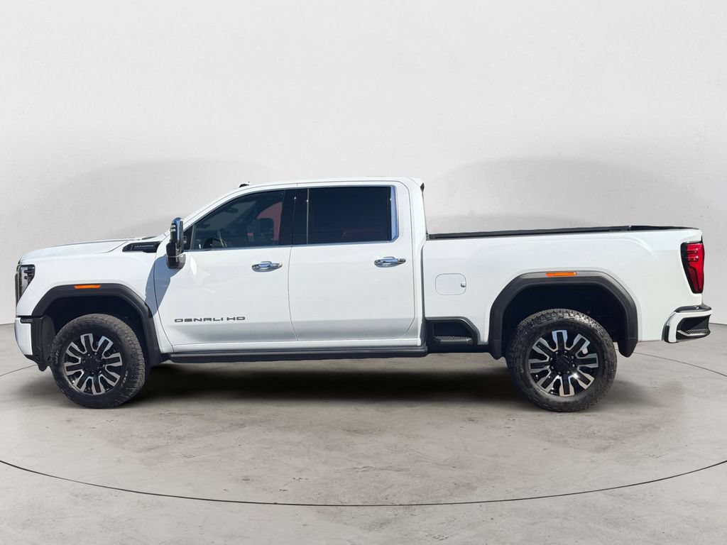 Used 2026 GMC Sierra 3500 Denali Ultimate AWD/4WD image 8