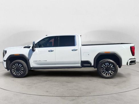 Used 2026 GMC Sierra 3500 Denali Ultimate AWD/4WD image 8