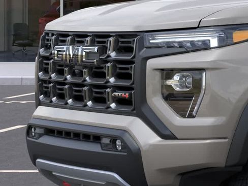New 2026 GMC Canyon AT4 w/ Nightfall Edition AWD/4WD image 13