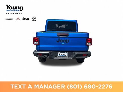 New 2026 Jeep Gladiator Sport AWD/4WD image 4