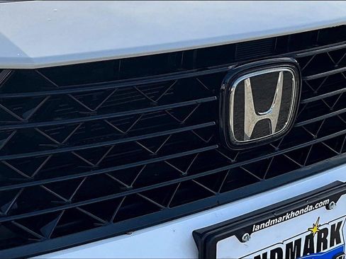 Used 2023 Honda Accord EX image 29