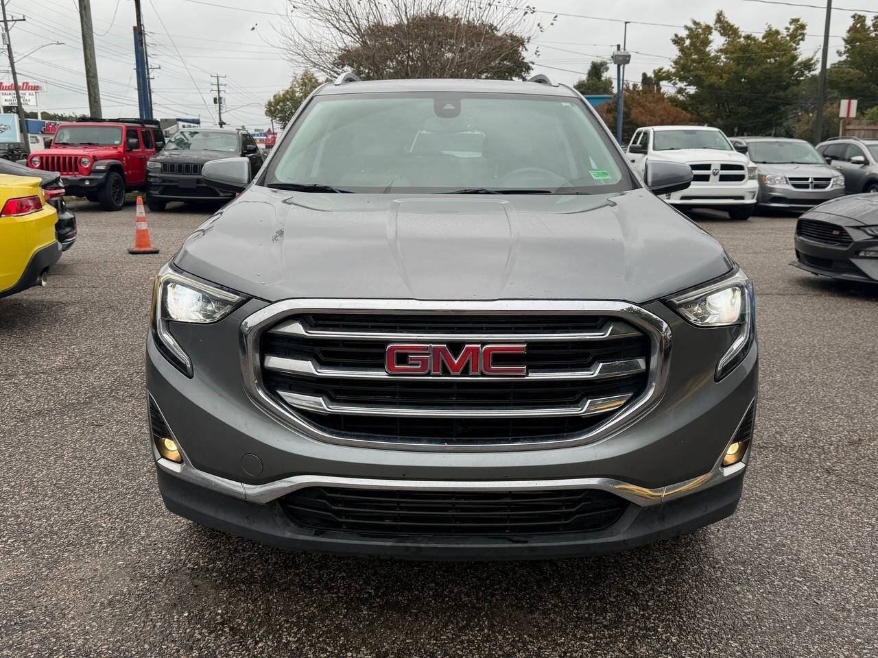 Used 2020 GMC Terrain SLT w/ Preferred Package FWD image 8