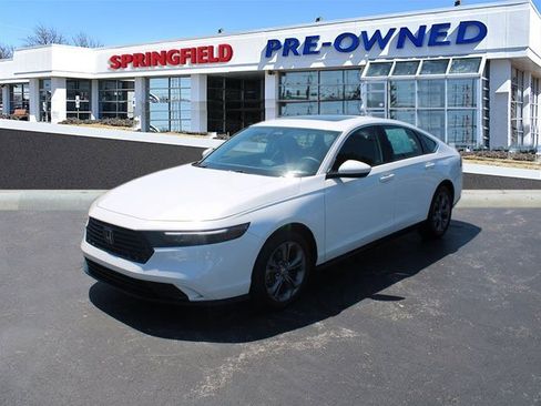 Used 2024 Honda Accord EX image 3