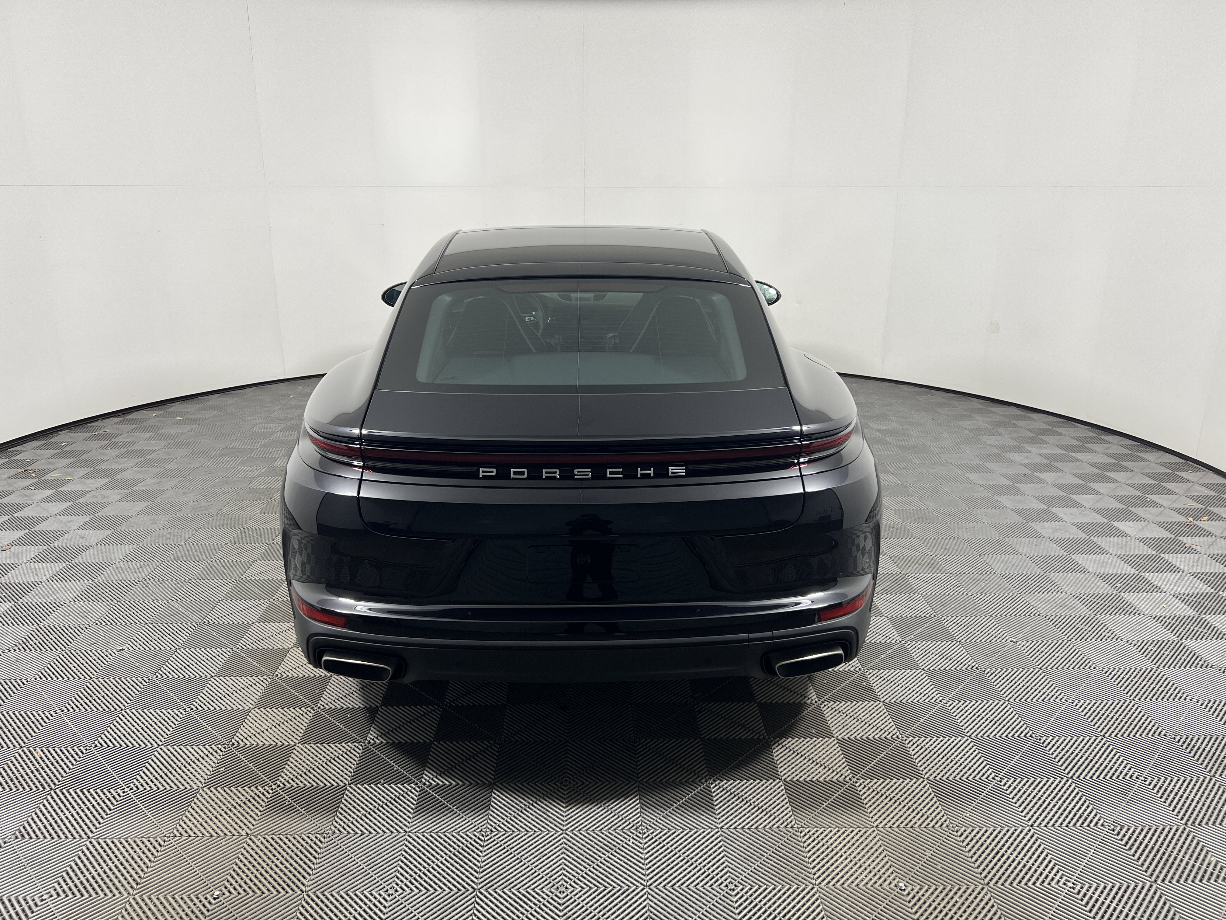 New 2026 Porsche Panamera RWD image 6