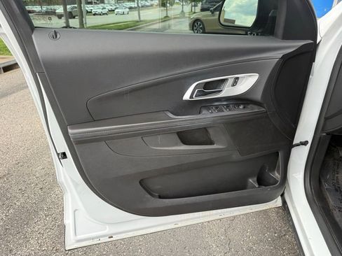 Used 2016 Chevrolet Equinox LS w/ LPO, Protection Package FWD image 16
