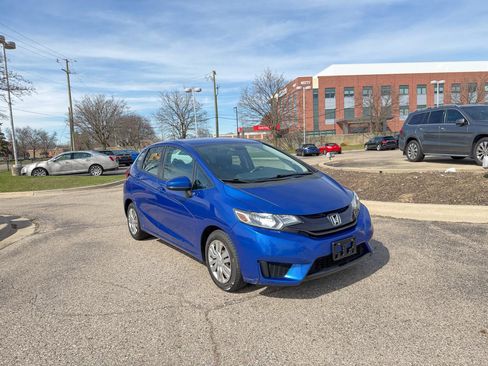 Used 2015 Honda Fit LX image 3