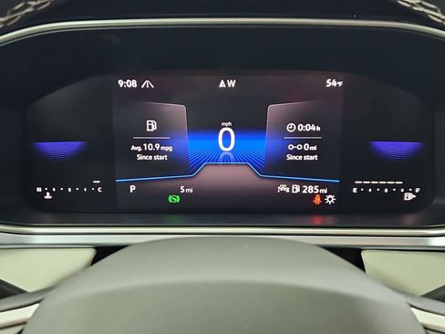 New 2025 Volkswagen Taos SE image 35