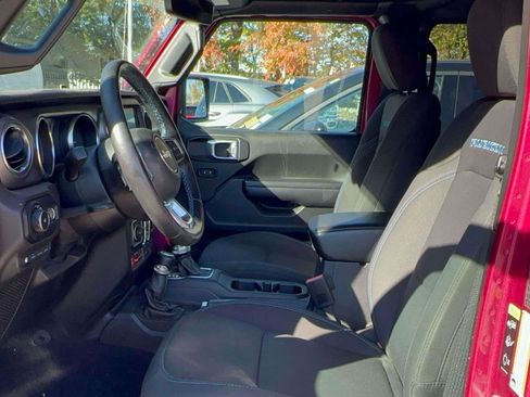 Used 2021 Jeep Wrangler Unlimited Rubicon 4xe w/ Steel Bumper Group image 15