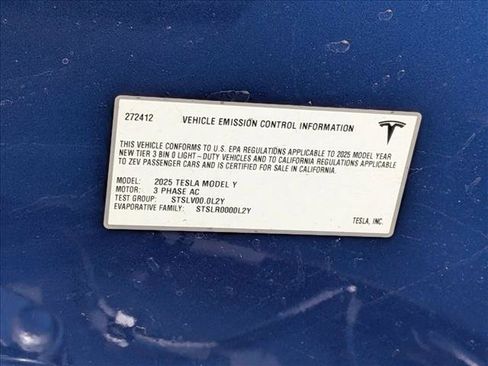 Used 2025 Tesla Model Y Performance AWD/4WD image 27