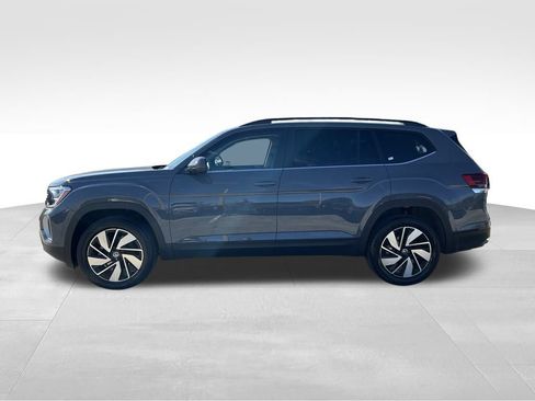 New 2026 Volkswagen Atlas SE FWD image 2