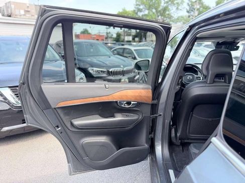 Used 2018 Volvo XC90 T6 Inscription w/ Convenience Package AWD/4WD image 16