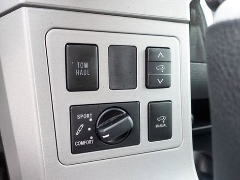 Used 2008 Toyota Sequoia Platinum image 24