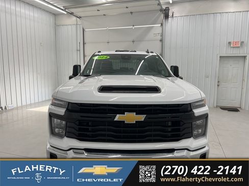 Used 2024 Chevrolet Silverado 3500 W/T w/ WT Convenience Package AWD/4WD image 7