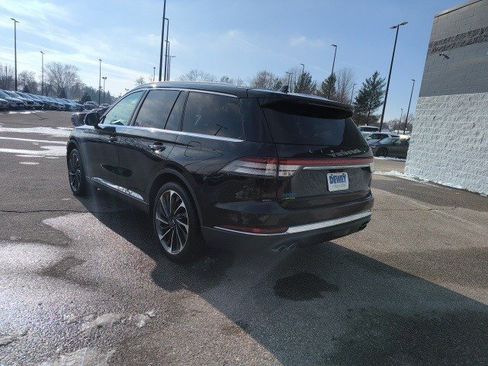 Used 2020 Lincoln Aviator Reserve w/ Equipment Group 202A image 3