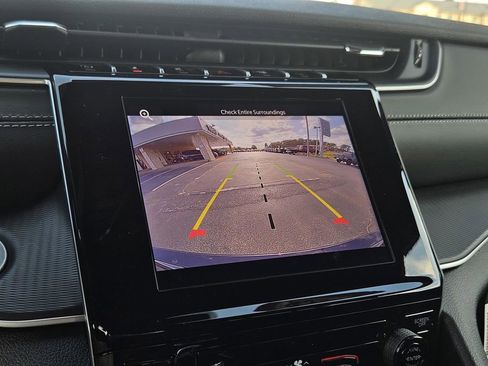 New 2025 Jeep Grand Cherokee Laredo X image 17