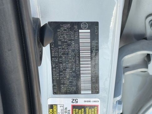 Used 2023 Toyota Camry SE image 29