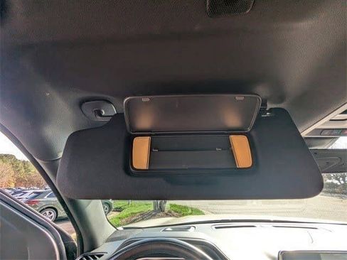 Used 2022 Chevrolet Tahoe Z71 image 28