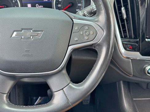 Used 2020 Chevrolet Traverse RS image 23