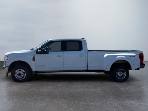 Used 2022 Ford F350 Lariat w/ Lariat Ultimate Package AWD/4WD image 2