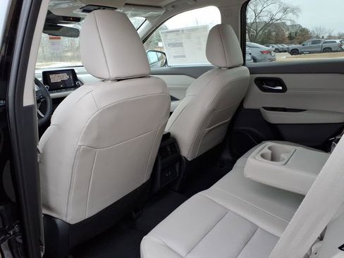 New 2026 Nissan Rogue SV image 27