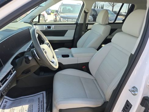 Used 2025 Hyundai Santa Fe Calligraphy AWD/4WD image 12